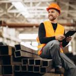 電動升降工作台與曲臂升降台：香港市民必讀的智能工作與安全施工全攻略